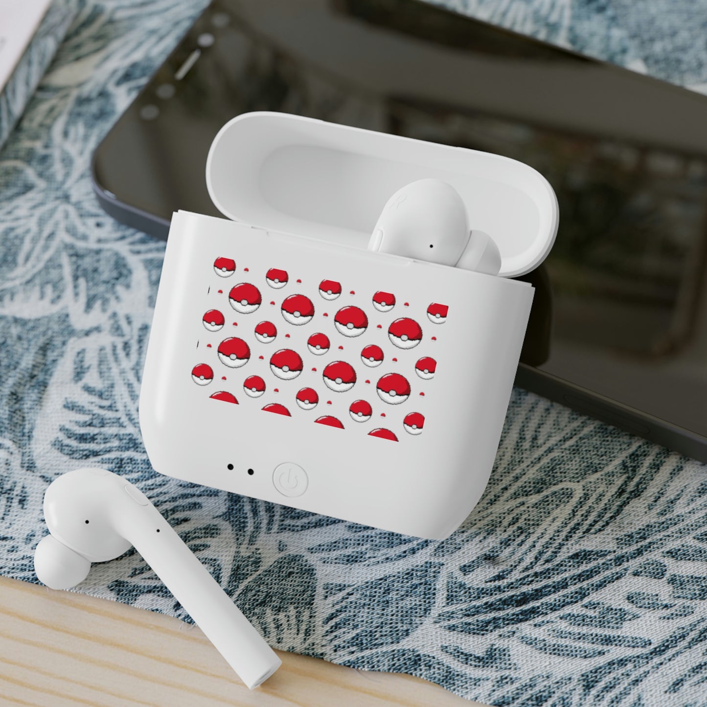 Pokémon Essos Wireless Earbuds - Pokeball